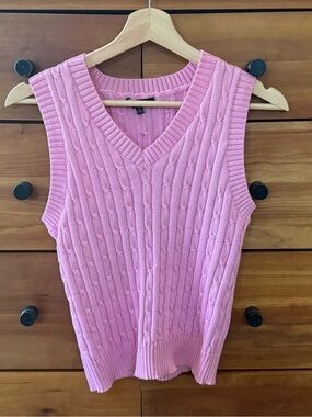 Love Tree Pink Cable-Knit V-Neck Sweater Vest Size M